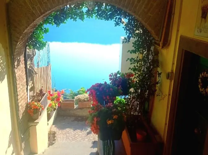 Giardino Sul Lago